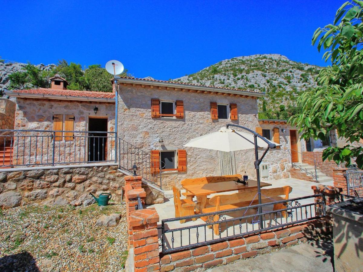 Lovely Holiday Home In Starigrad Exterior foto